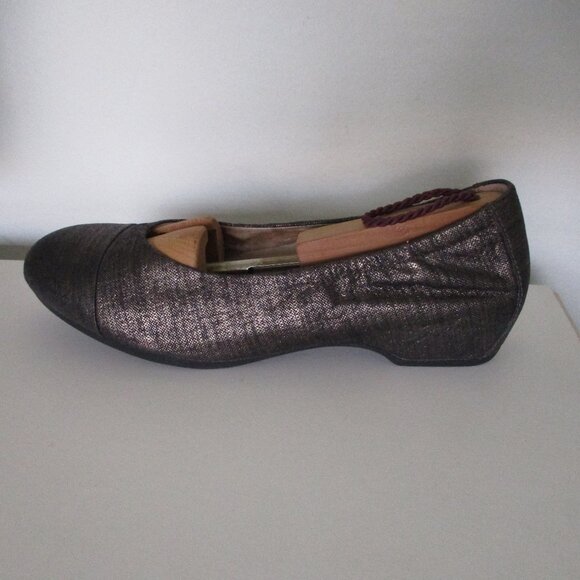 Dansko Lisanne Womens Bronze Metallic Leather Ballet Flat - Size 39 EU - Picture 5 of 7